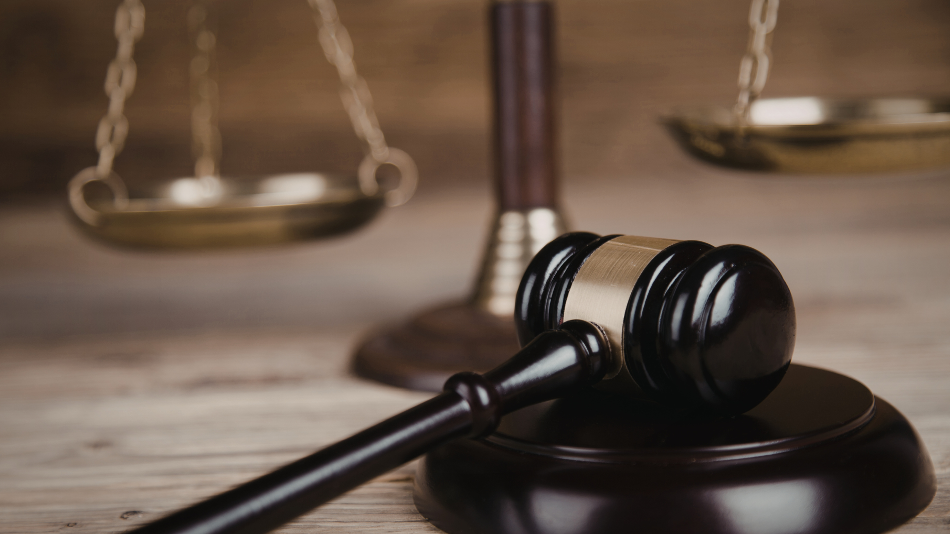 Odbywanie kary pozbawienia wolności w systemie dozoru elektronicznego